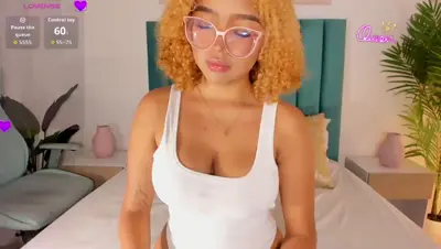 MyFreeCams VioletVrgara thumbnail